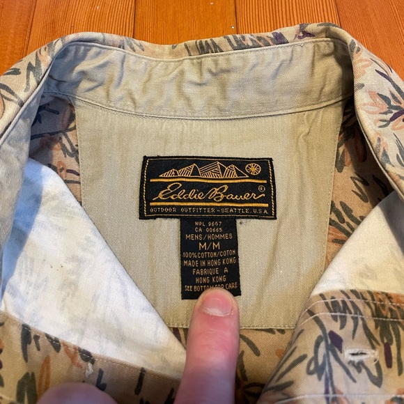 Eddie Bauer men’s button up short sleeve shirt size M - Picture 3 of 4